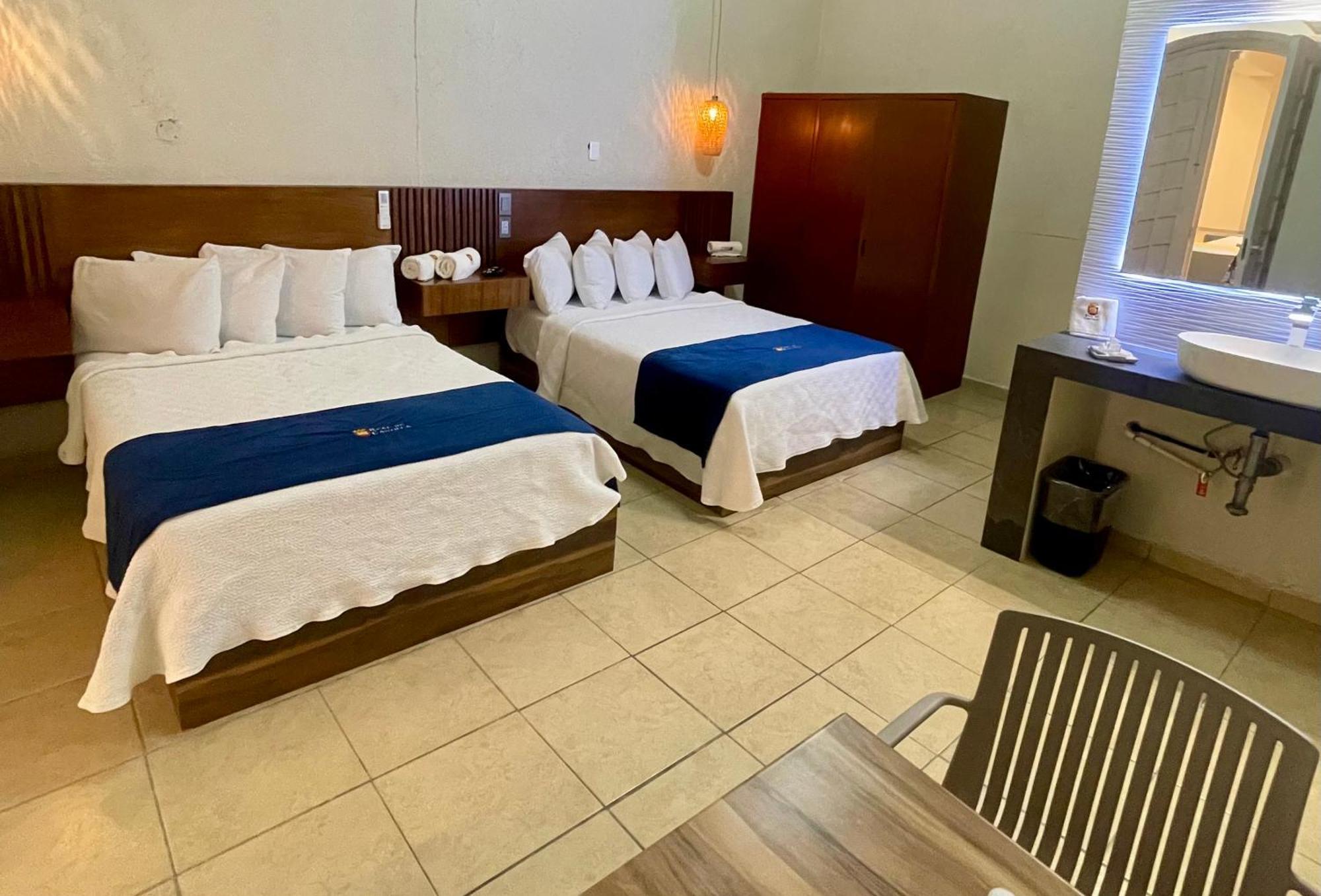 Hotel Real De Castilla Nuovo Гвадалахара Экстерьер фото